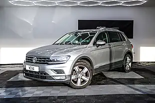 Used 2017 Volkswagen Tiguan Sel Silver - Interior and Exterior details 2