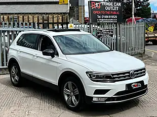 Used 2017 Volkswagen Tiguan Sel White - Interior and Exterior details 5