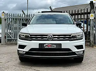 Used 2017 Volkswagen Tiguan Sel White - Interior and Exterior details 7