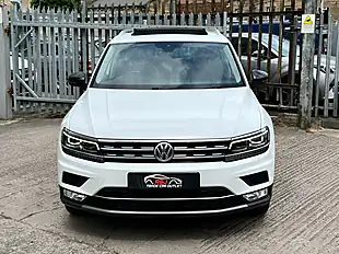 Used 2017 Volkswagen Tiguan Sel White - Interior and Exterior details 8
