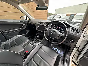 Used 2017 Volkswagen Tiguan Sel White - Interior and Exterior details 13