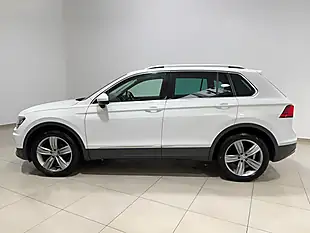Used 2017 Volkswagen Tiguan Sel White - Interior and Exterior details 6