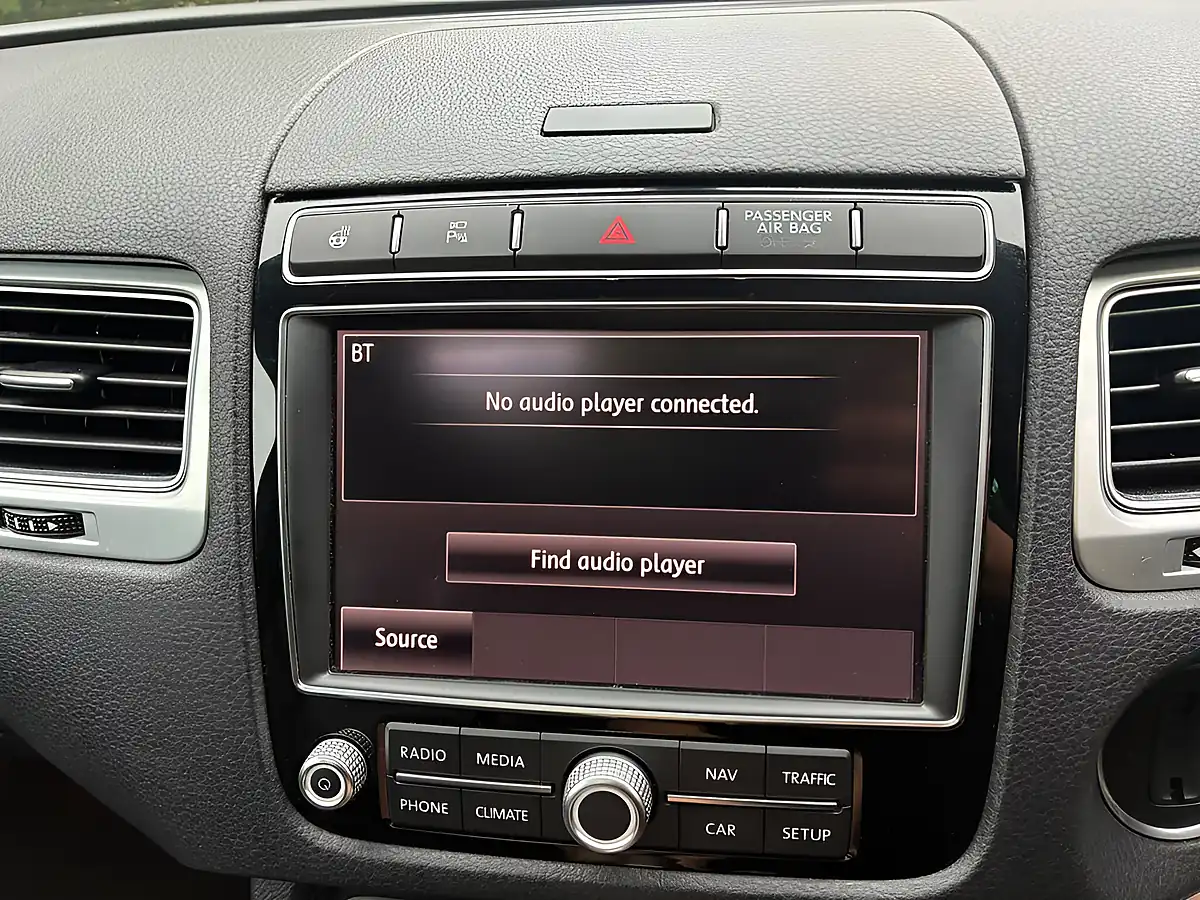 Used 2017 Volkswagen Touareg R-Line Plus Black - Interior and Exterior details 14