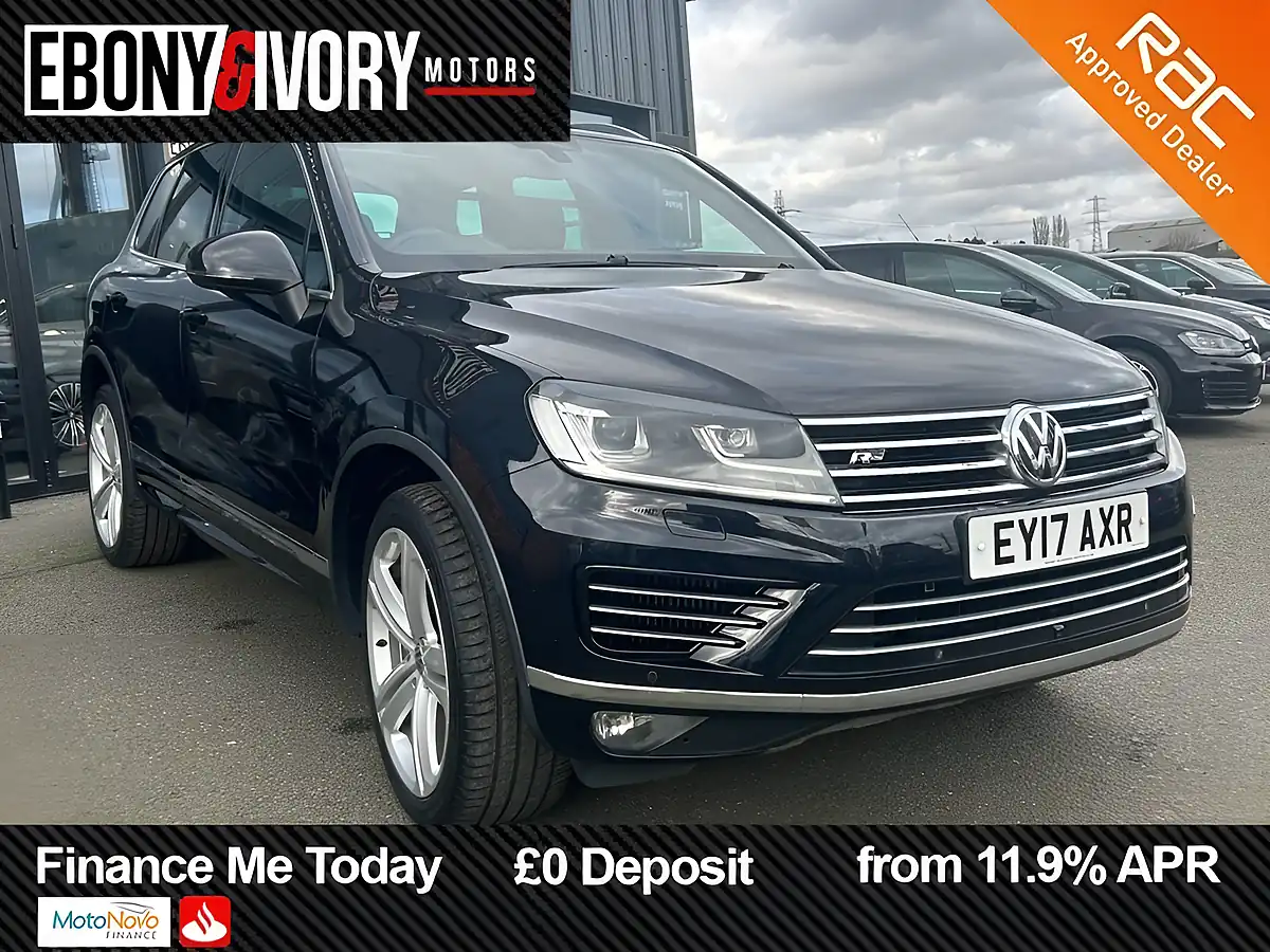 Used 2017 Volkswagen Touareg R-Line Plus Deep Black Metallic - Interior and Exterior details 8