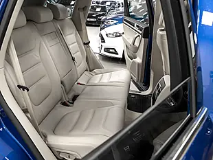 Used 2017 Volkswagen Touareg R-Line Plus Reef Blue - Interior and Exterior details 14