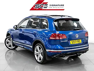 Used 2017 Volkswagen Touareg R-Line Plus Reef Blue - Interior and Exterior details 9