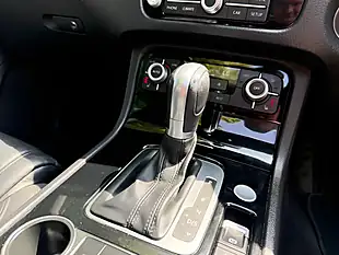 Used 2017 Volkswagen Touareg R-Line Plus White - Interior and Exterior details 17
