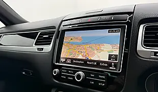 Used 2017 Volkswagen Touareg R-Line Plus White - Interior and Exterior details 17