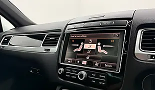 Used 2017 Volkswagen Touareg R-Line Plus White - Interior and Exterior details 19