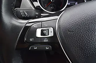 Used 2017 Volkswagen Touran Se Blue - Interior and Exterior details 19