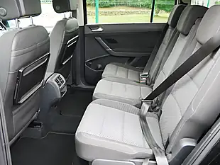 Used 2017 Volkswagen Touran Se Family Black - Interior and Exterior details 11