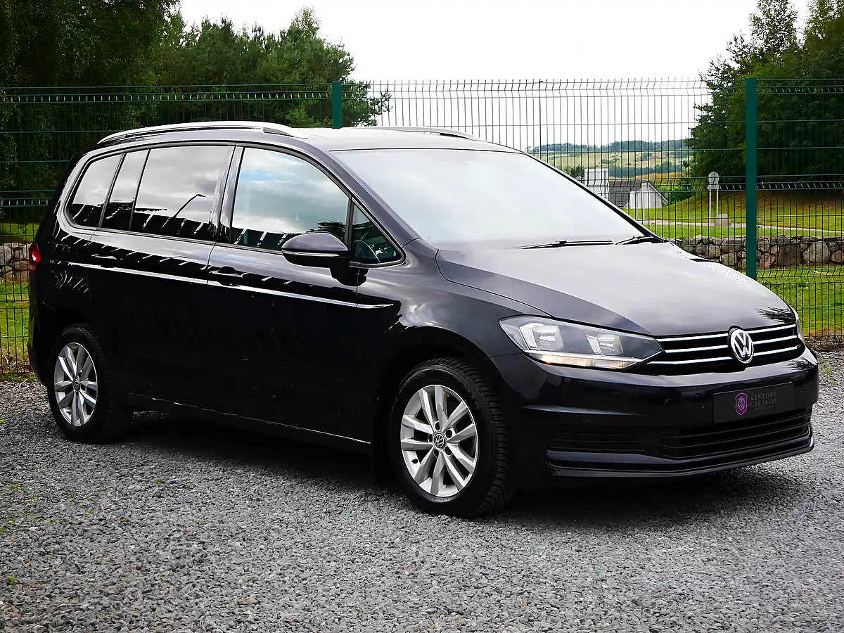 Used 2017 Volkswagen Touran Se Family Black - Interior and Exterior details 2