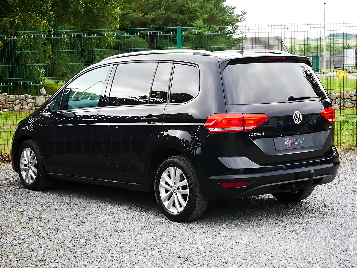 Used 2017 Volkswagen Touran Se Family Black - Interior and Exterior details 7