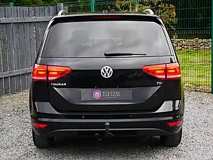 Used 2017 Volkswagen Touran Se Family Black - Interior and Exterior details 8