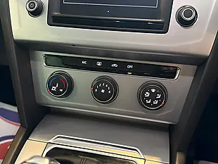 Used 2017 Volkswagen Touran Se Family Grey - Interior and Exterior details 17
