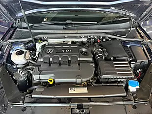 Used 2017 Volkswagen Touran Se Family Grey - Interior and Exterior details 20