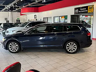 Used 2017 Volkswagen Touran Se Family Grey - Interior and Exterior details 6