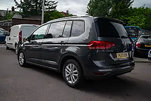 Used 2017 Volkswagen Touran Se Family Urano Grey - Interior and Exterior details 5