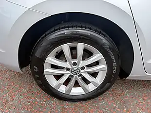 Used 2017 Volkswagen Touran Se Silver - Interior and Exterior details 16