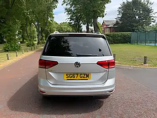 Used 2017 Volkswagen Touran Se Silver - Interior and Exterior details 4