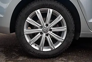Used 2017 Volkswagen Touran Sel Reflex Silver - Interior and Exterior details 12