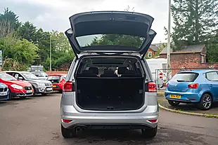 Used 2017 Volkswagen Touran Sel Reflex Silver - Interior and Exterior details 13