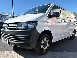 Used 2017 Volkswagen Transporter Shuttle Bluemotion Tech S FWD Lwb Euro 6 White - Interior and Exterior details 12