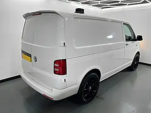Used 2017 Volkswagen Transporter Startline White - Interior and Exterior details 2