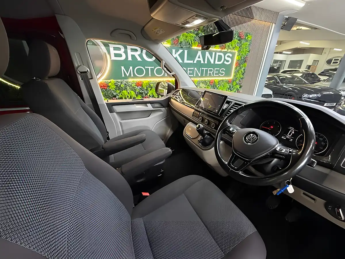 Used 2017 Volkswagen Transporter T30 H-Ln Lwb Cvn Red - Interior and Exterior details 14