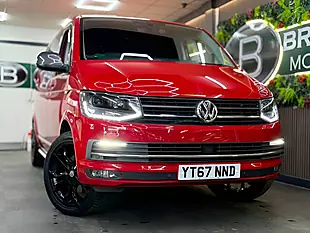 Used 2017 Volkswagen Transporter T30 H-Ln Lwb Cvn Red - Interior and Exterior details 3