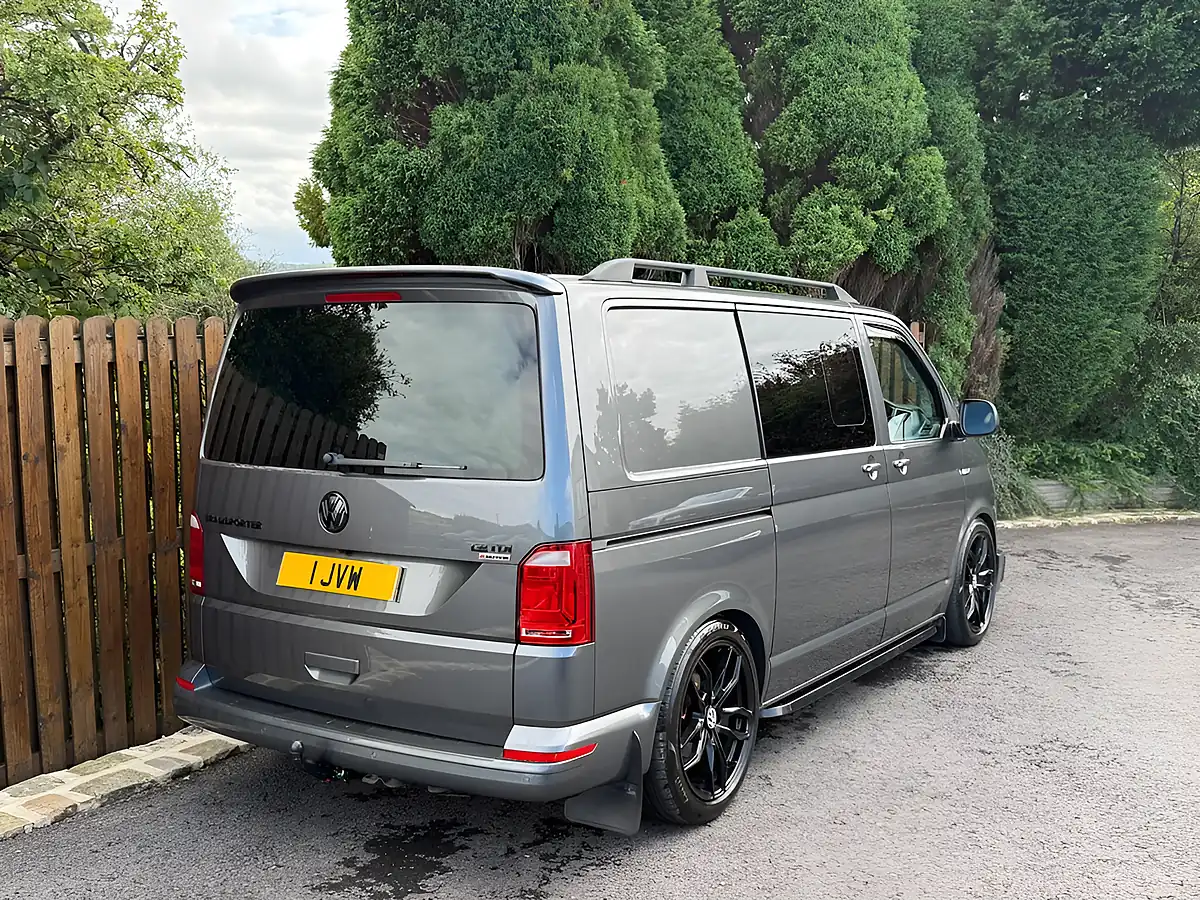 Used 2017 Volkswagen Transporter T32 Bluemotion Tech Grey - Interior and Exterior details 19