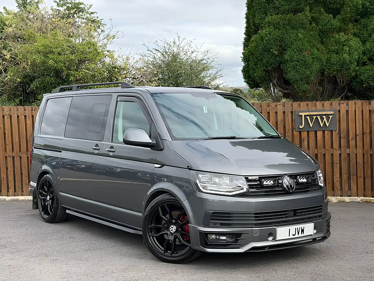 Used 2017 Volkswagen Transporter T32 Bluemotion Tech Grey - Interior and Exterior details 20