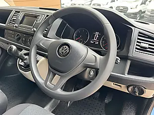 Used 2017 Volkswagen Transporter Trendline Blue - Interior and Exterior details 12