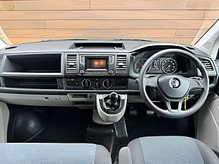 Used 2017 Volkswagen Transporter Trendline Blue - Interior and Exterior details 14