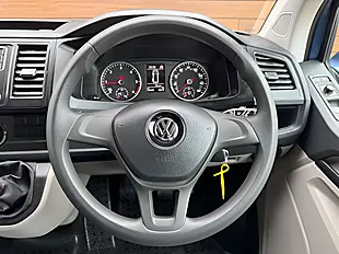 Used 2017 Volkswagen Transporter Trendline Blue - Interior and Exterior details 15