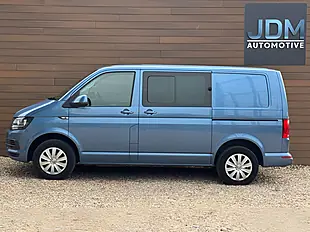 Used 2017 Volkswagen Transporter Trendline Blue - Interior and Exterior details 7