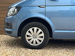Used 2017 Volkswagen Transporter Trendline Blue - Interior and Exterior details 9
