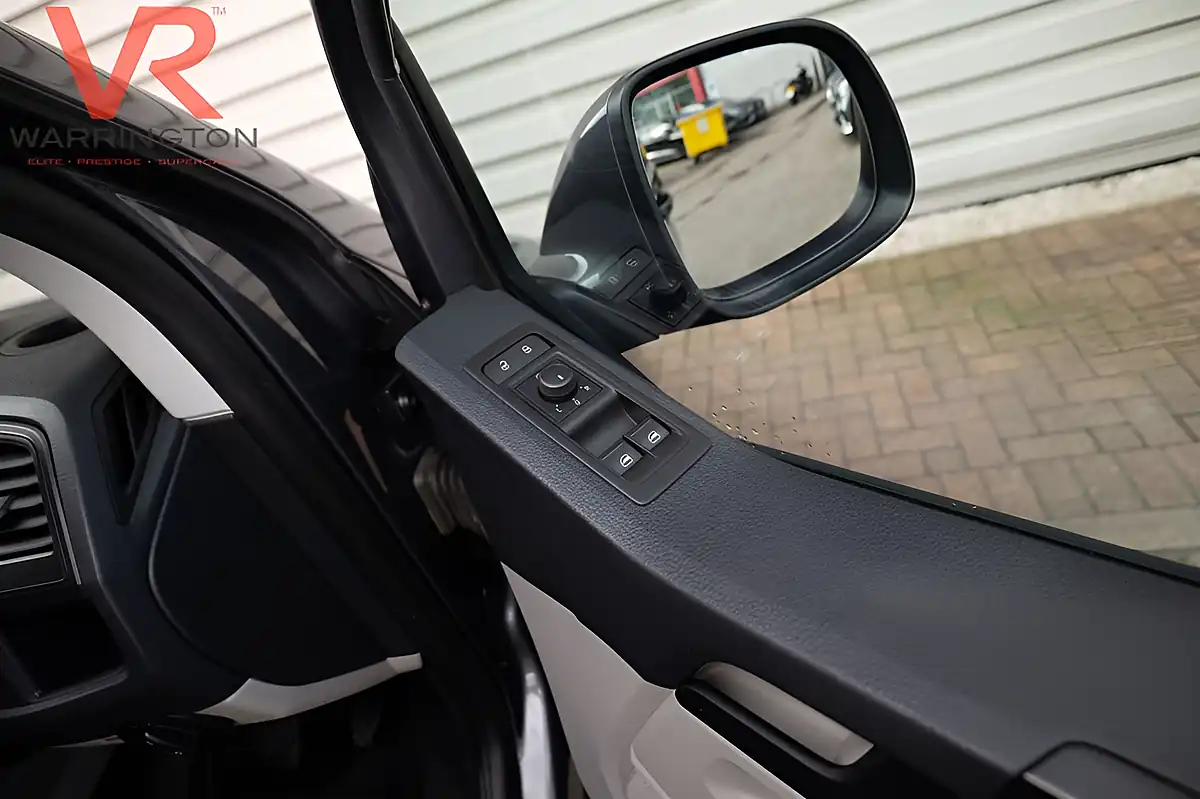 Used 2017 Volkswagen Transporter Trendline Grey - Interior and Exterior details 14