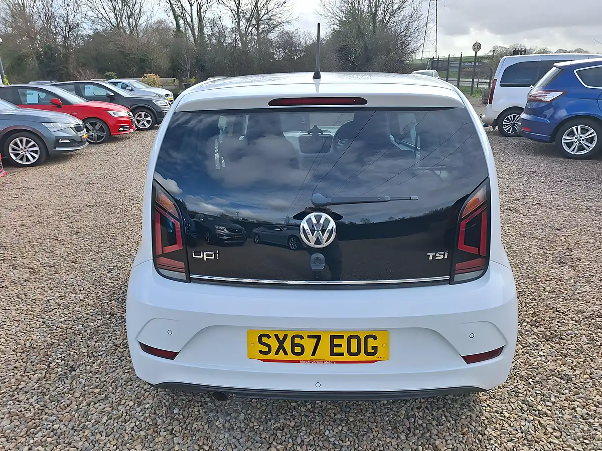Used 2017 Volkswagen Up! Beats White - Interior and Exterior details 10
