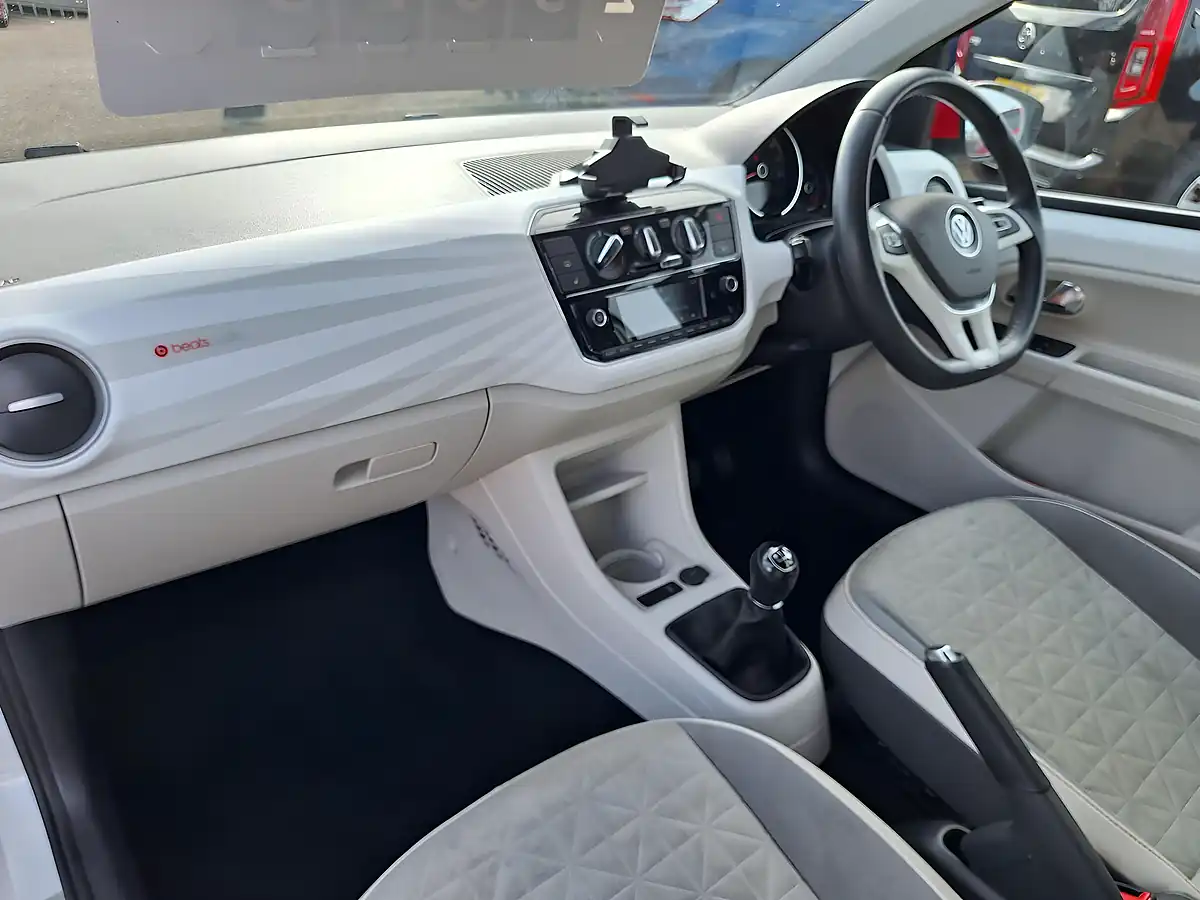 Used 2017 Volkswagen Up! Beats White - Interior and Exterior details 2