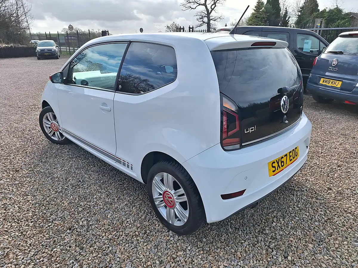 Used 2017 Volkswagen Up! Beats White - Interior and Exterior details 7