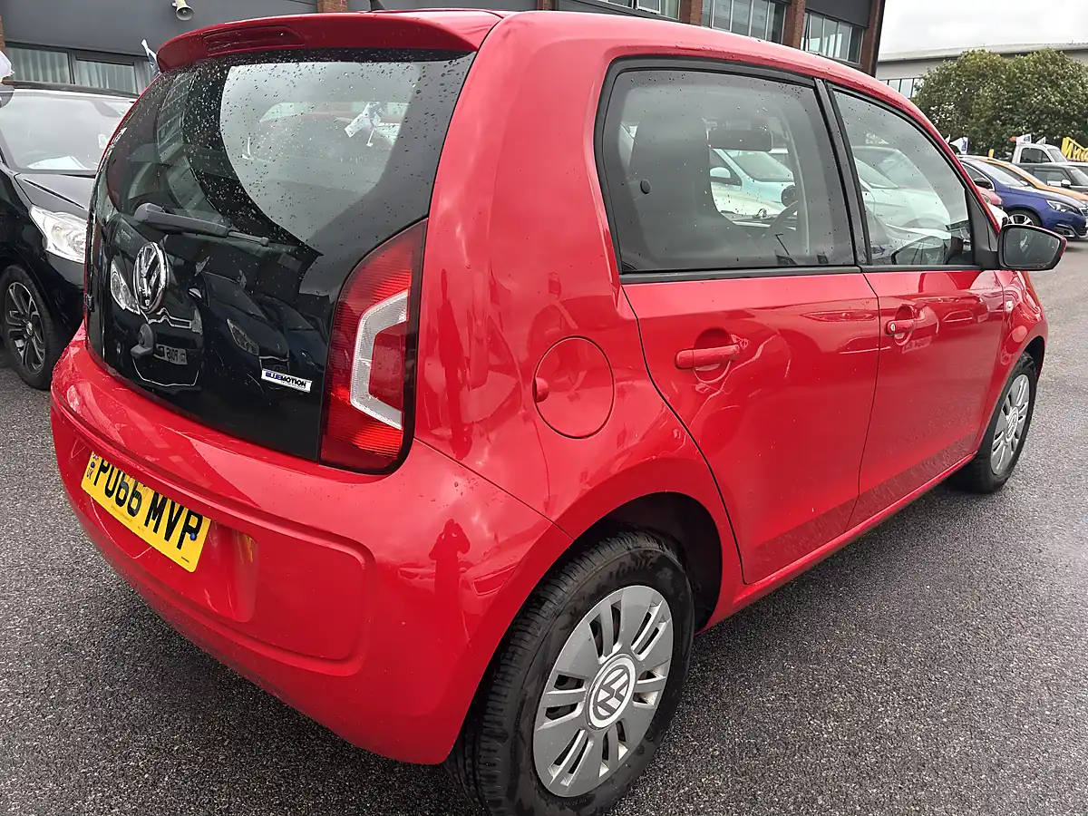 Used 2017 Volkswagen Up Bluemotion Red - Interior and Exterior details 4