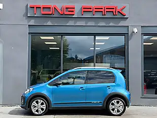 Used 2017 Volkswagen Up! Cross Blue - Interior and Exterior details 12