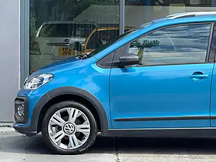 Used 2017 Volkswagen Up! Cross Blue - Interior and Exterior details 14