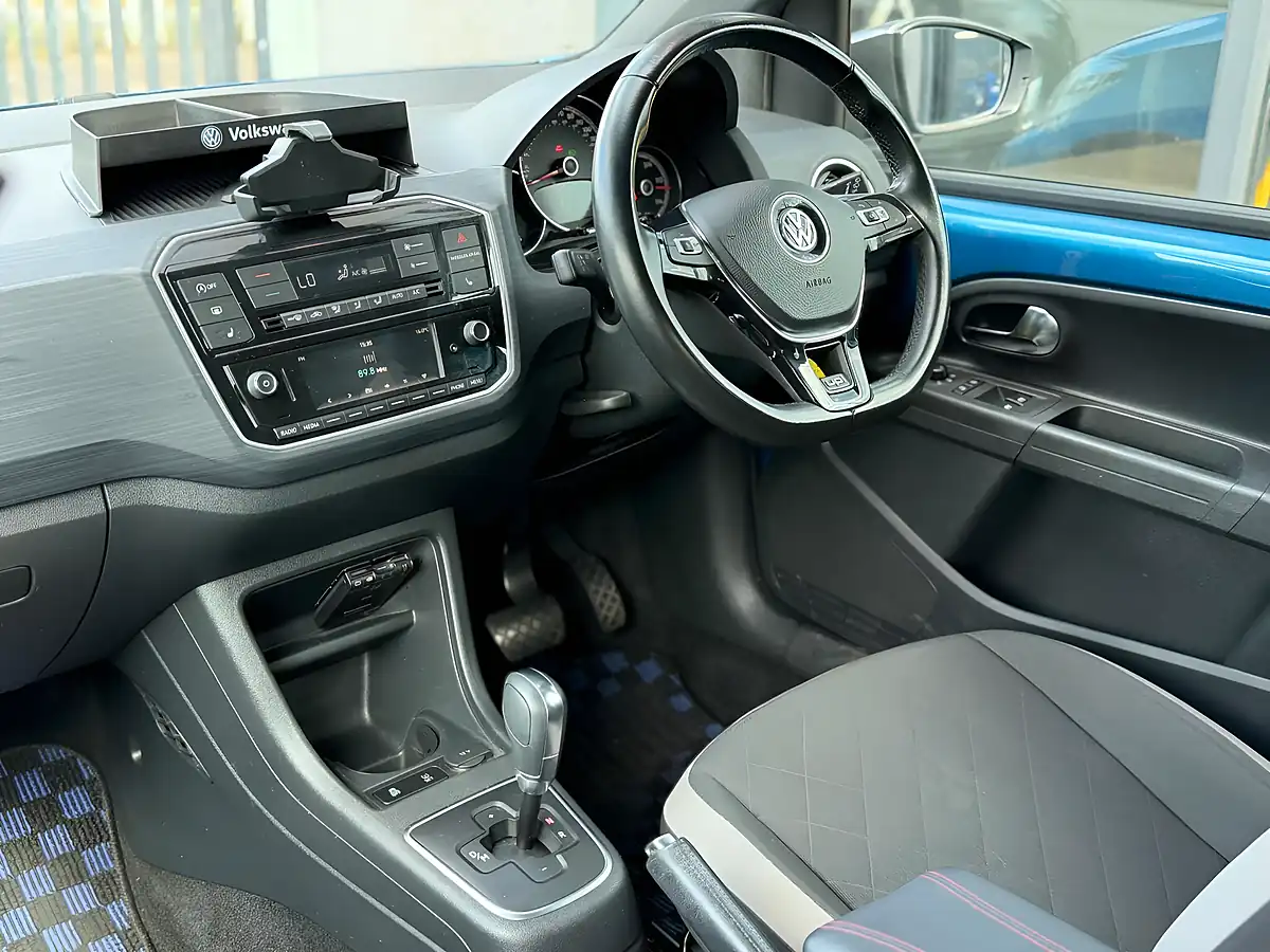 Used 2017 Volkswagen Up! Cross Blue - Interior and Exterior details 3