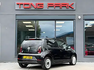 Used 2017 Volkswagen Up! High Up! Black - Interior and Exterior details 10