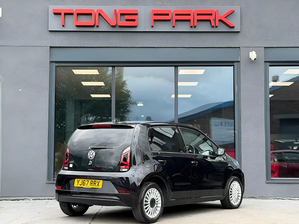 Used 2017 Volkswagen Up! High Up! Black - Interior and Exterior details 10