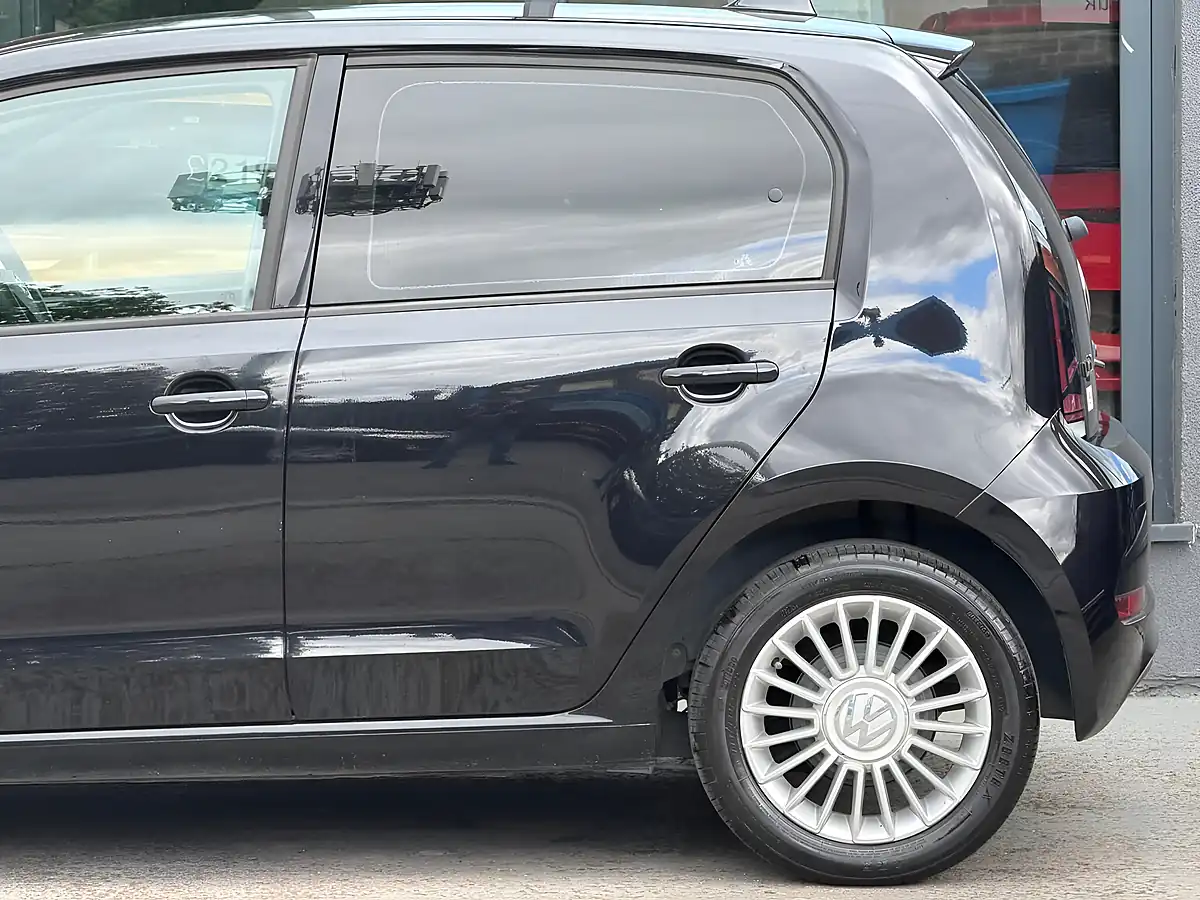 Used 2017 Volkswagen Up! High Up! Black - Interior and Exterior details 12