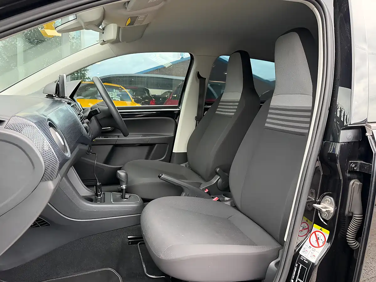 Used 2017 Volkswagen Up! High Up! Black - Interior and Exterior details 14