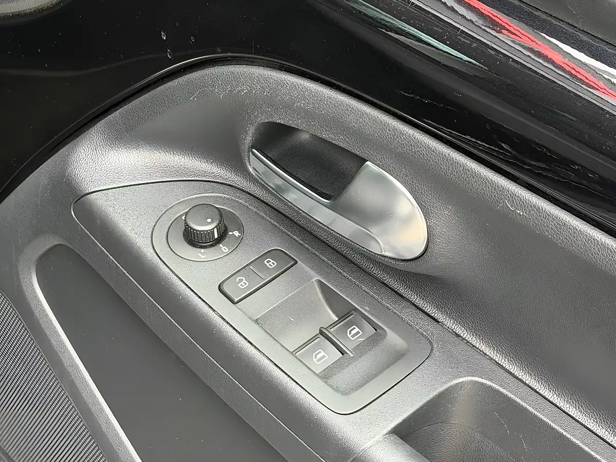 Used 2017 Volkswagen Up! High Up! Black - Interior and Exterior details 16